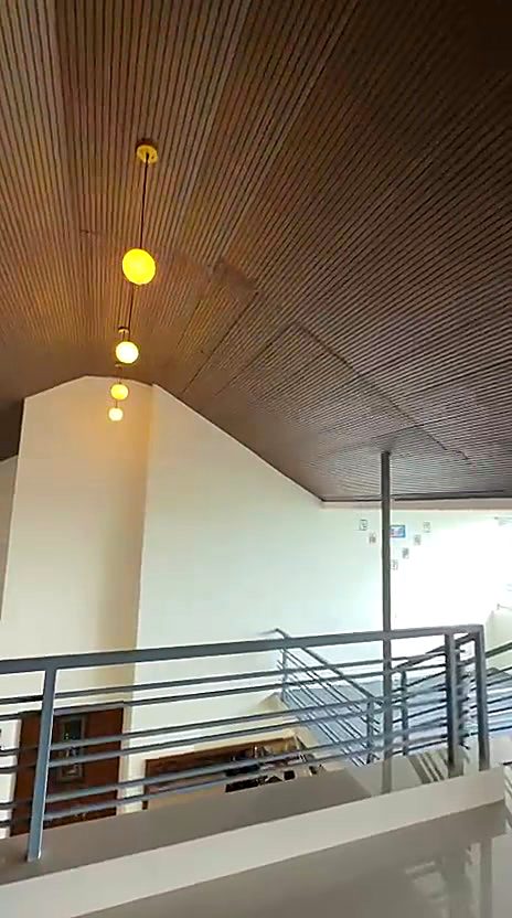 Corridor leading to The Majlis